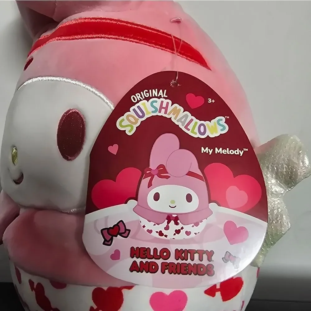 Hello Kitty celebrate season